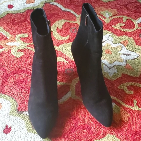 Via Spiga Black Suede Bootie 11M - Picture 2 of 8